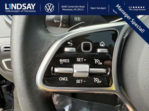 Used 2023 Mercedes-Benz GLC 300 4MATIC Coupe image 21