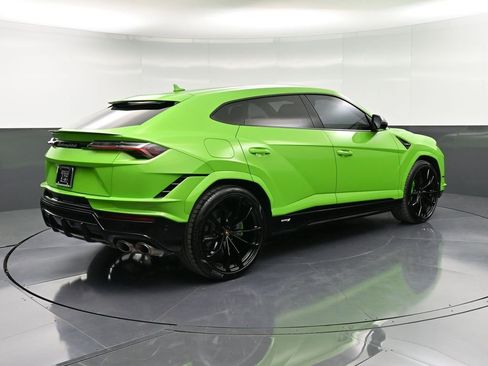 Used 2024 Lamborghini Urus S image 8