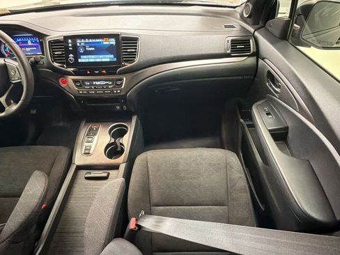 Used 2022 Honda Pilot Sport image 26