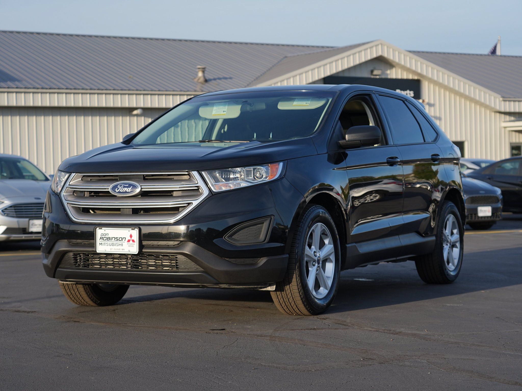 Used 2017 Ford Edge SE AWD/4WD image 8