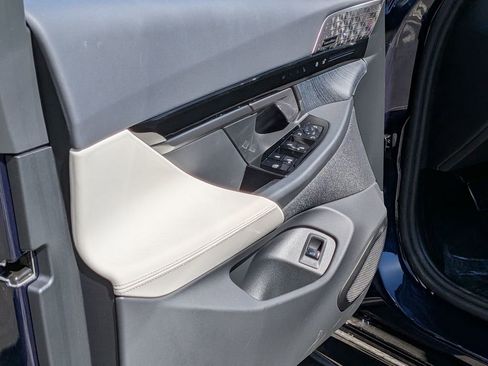 New 2026 BMW 530i w/ M Sport Package RWD image 18