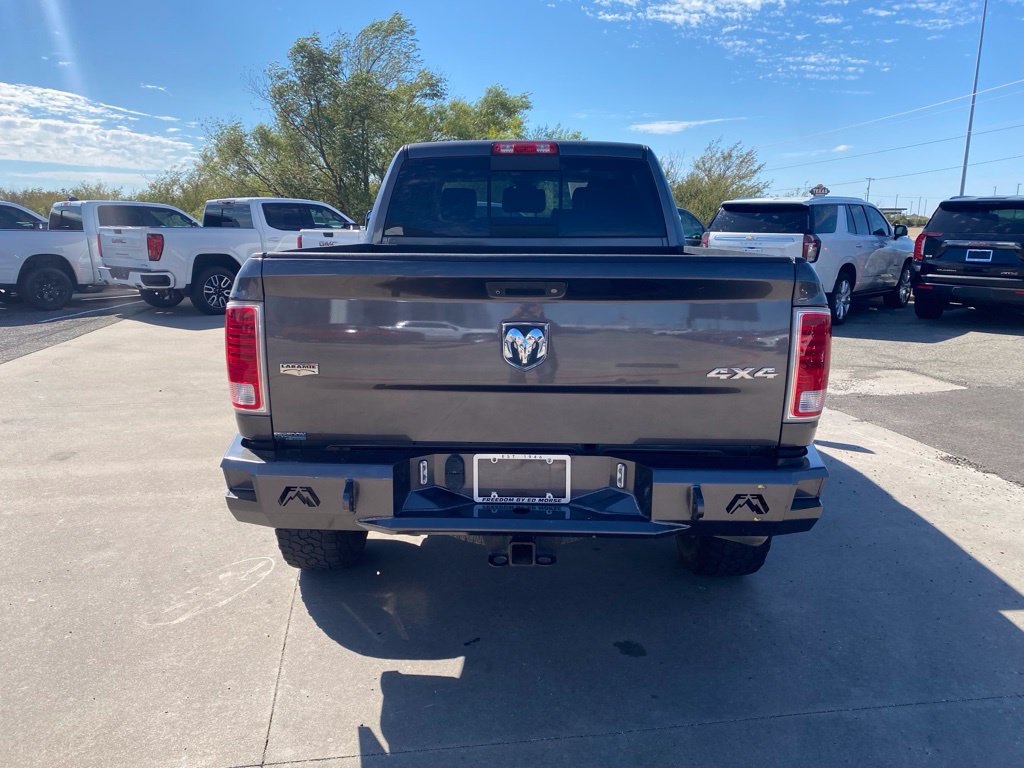 Used 2015 RAM 2500 Laramie w/ Convenience Group AWD/4WD image 4