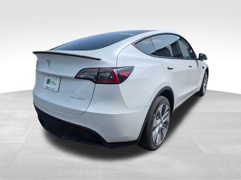 Used 2023 Tesla Model Y Long Range AWD/4WD image 7
