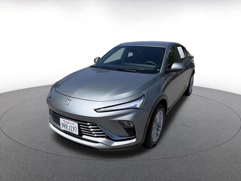 Used 2025 Buick Envista Preferred image 7