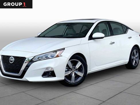 Used 2022 Nissan Altima 2.5 SL FWD image 1