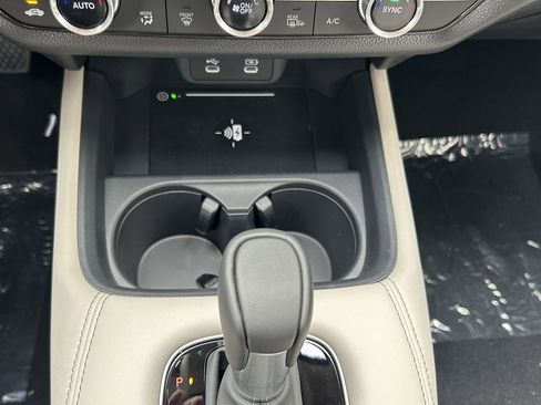 New 2026 Honda HR-V EX-L image 25