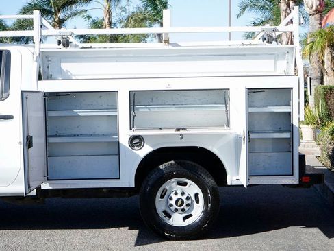 Used 2022 Chevrolet Silverado 2500 W/T w/ WT Convenience Package image 6