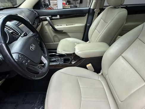 Used 2014 Kia Sorento EX w/ EX V6 Touring Package FWD image 14