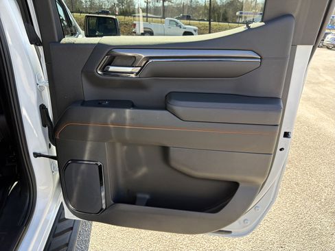 Used 2024 GMC Sierra 1500 AT4 w/ Technology Package image 20