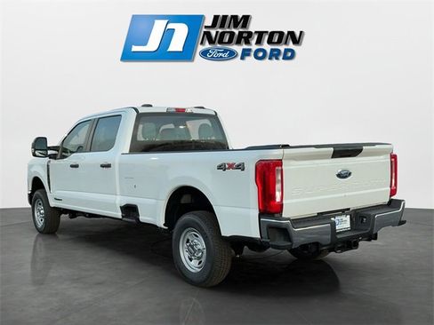 New 2026 Ford F250 XL w/ XL Chrome Package image 5
