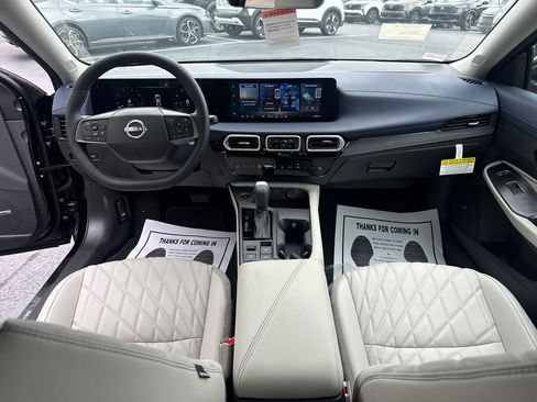New 2026 Nissan Sentra SL FWD image 12