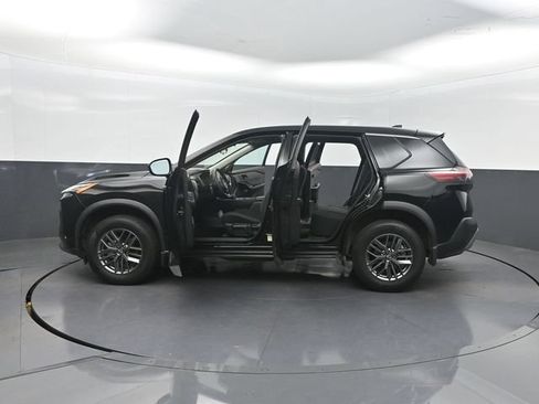 Used 2023 Nissan Rogue S FWD image 37
