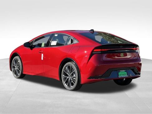 New 2026 Toyota Prius XLE image 3