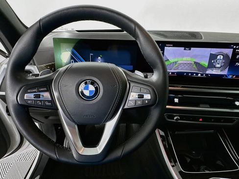 Used 2024 BMW X5 sDrive40i w/ Premium Package RWD image 11