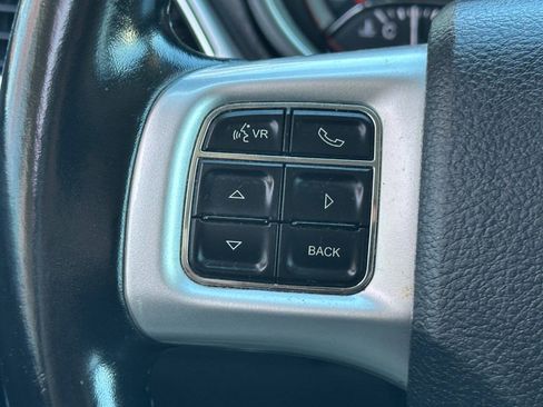 Used 2020 Dodge Journey SE w/ SE Popular Equipment Group FWD image 35
