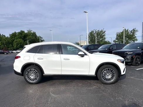 New 2026 Mercedes-Benz GLC 300 4MATIC image 14