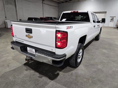 Used 2015 Chevrolet Silverado 2500 LT w/ Z71 Package, Off-Road AWD/4WD image 12