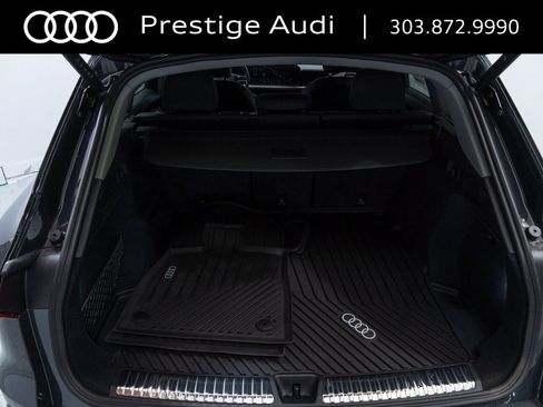 Used 2025 Audi Q5 Premium w/ Convenience Package image 24