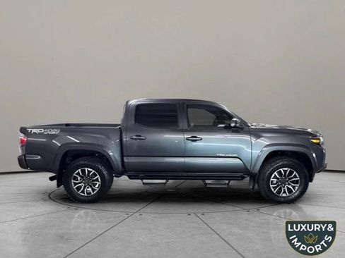Used 2023 Toyota Tacoma TRD Sport image 4