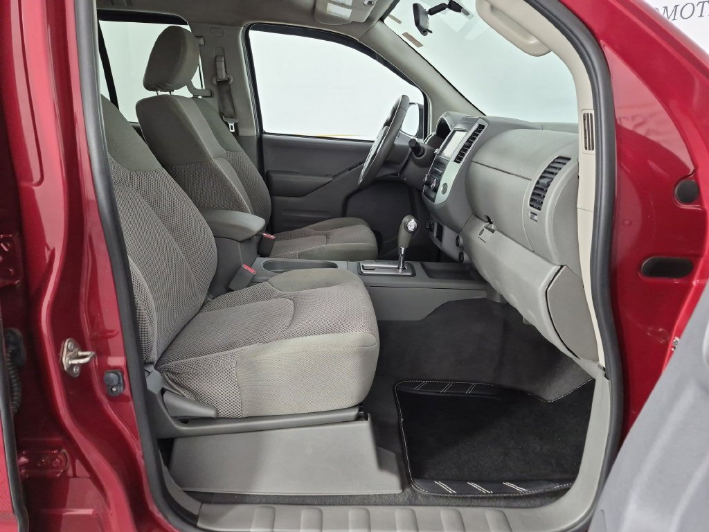 Used 2019 Nissan Frontier SV AWD/4WD image 35