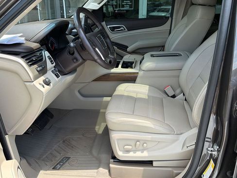 Used 2019 GMC Yukon Denali w/ Open Road Package RWD image 10