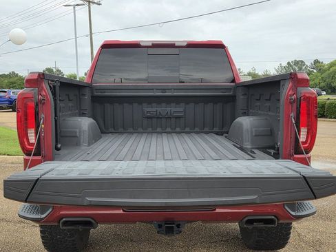 Used 2019 GMC Sierra 1500 SLT w/ SLT Premium Plus Package AWD/4WD image 26