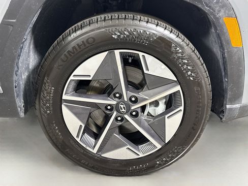 Used 2025 Hyundai Tucson SEL AWD/4WD image 32