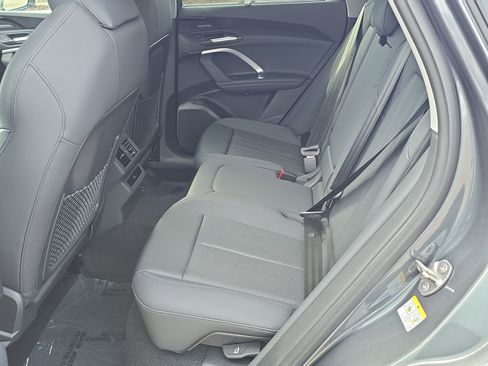 New 2025 Audi Q5 Premium Plus image 15