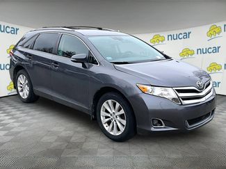 Used 2015 Toyota Venza LE video 1