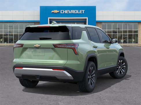 New 2026 Chevrolet Equinox LT image 4