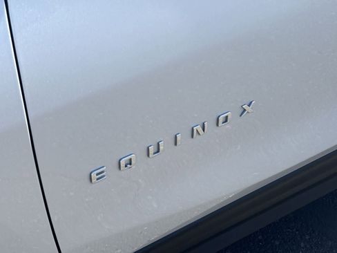 Used 2022 Chevrolet Equinox LT FWD image 33