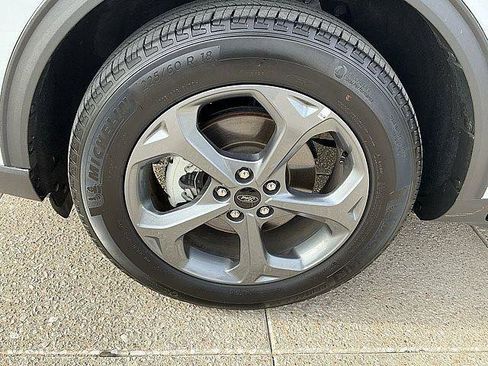Used 2025 Ford Escape ST-Line AWD/4WD image 13