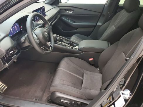 Used 2025 Honda Accord Sport image 18