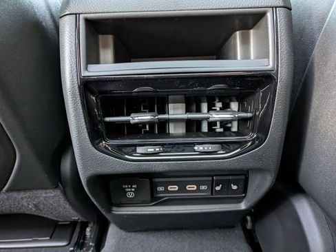 New 2026 Jeep Grand Cherokee Limited w/ Limited Altitude Package AWD/4WD image 23