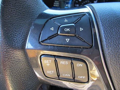 Used 2017 Ford Explorer Limited image 52