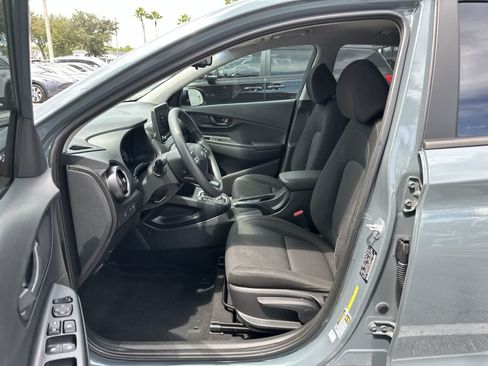 Used 2022 Hyundai Kona SEL w/ Cargo Package AWD/4WD image 2