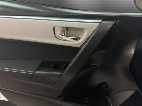 Used 2016 Toyota Corolla LE FWD image 16