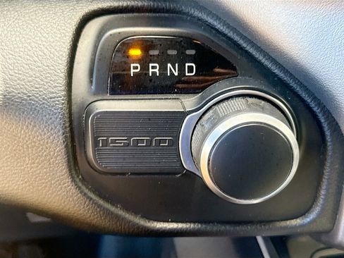 Used 2019 RAM 1500 Big Horn RWD image 18