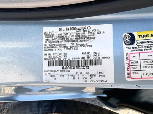Used 2011 Ford Fusion Hybrid w/ 502A Rapid Spec Order Code FWD image 36