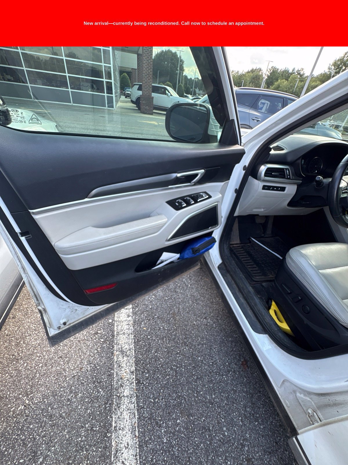 Used 2020 Kia Telluride S w/ S 8 Passenger Seating Package FWD image 6