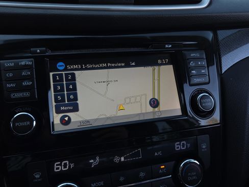 Used 2016 Nissan Rogue SL w/ SL Premium Package image 18