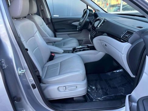 Used 2022 Honda Pilot Touring image 22
