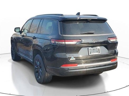 New 2026 Jeep Grand Cherokee L Limited AWD/4WD image 3