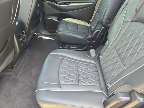 Used 2024 Buick Enclave Avenir w/ Trailering Package, 5000 lbs. FWD image 15