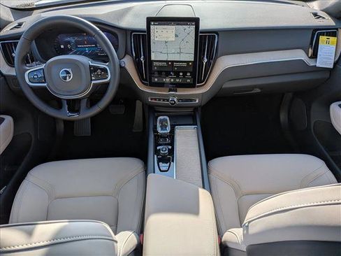 New 2026 Volvo XC60 B5 Core AWD/4WD image 16