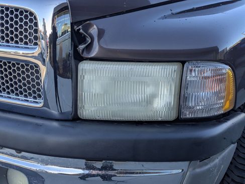 Used 1998 Dodge Ram 1500 Truck ST image 12