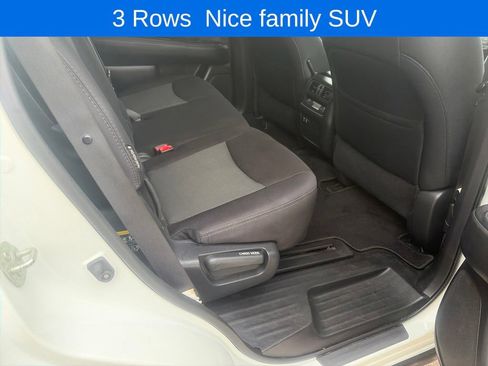 Used 2020 Nissan Pathfinder SV FWD image 15