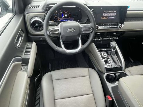 New 2026 Chevrolet Colorado ZR2 w/ Technology Package AWD/4WD image 11