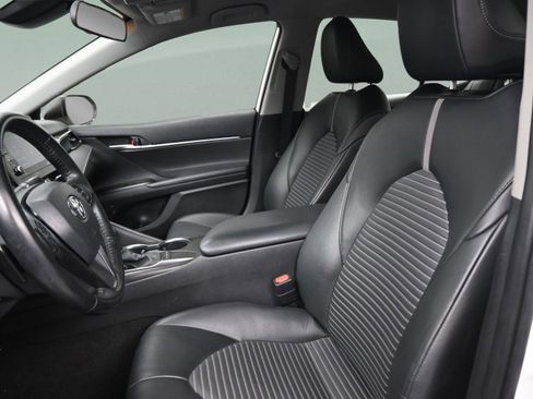 Used 2023 Toyota Camry SE image 34