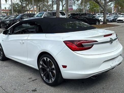 Used 2019 Buick Cascada Premium image 5
